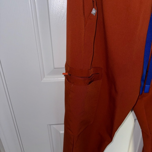 Figs women’s high waisted jogger. - Picture 2 of 5